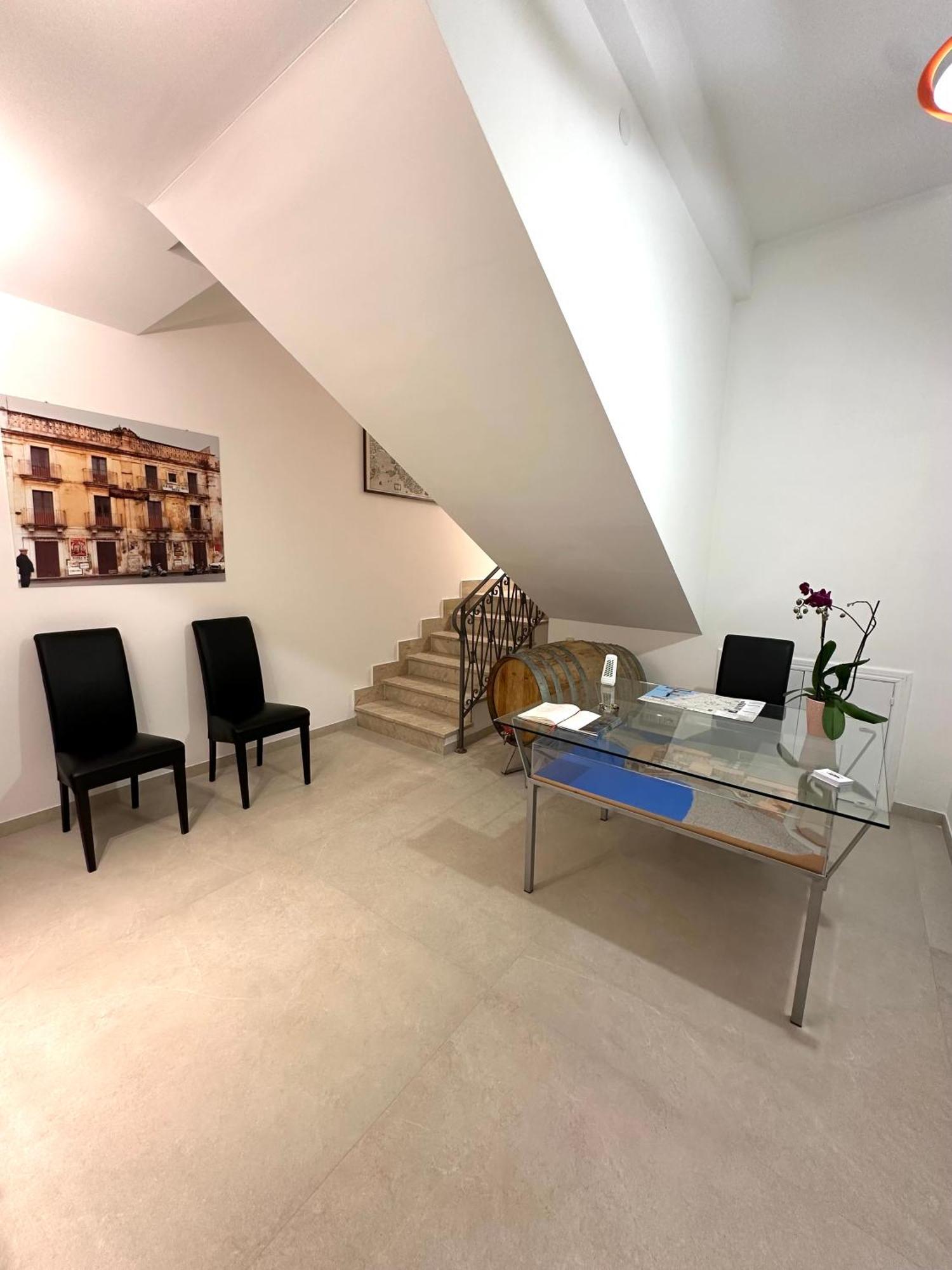 B&B Albergo Sicilia Авола Экстерьер фото